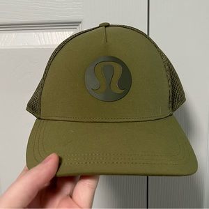 Lululemon Forest Green Women’s Adjustable Mesh Baseball Cap
